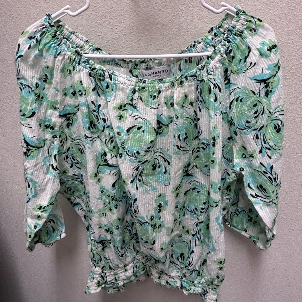 Sag Harbor Women's XL Mint and White Floral Blouse